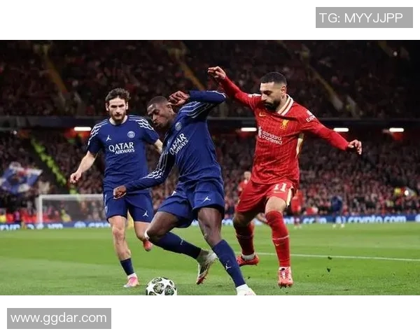 多纳鲁马的传奇之路：从青涩门将到世界顶级守护者的蜕变与荣耀