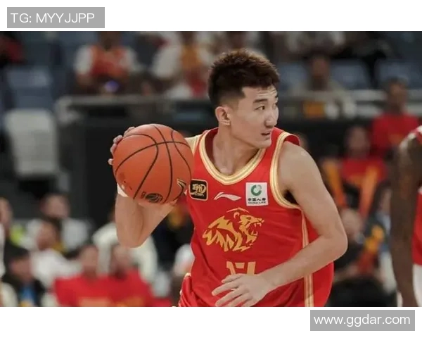 孙铭徽：从青涩新秀到篮球场上的闪耀明星之路