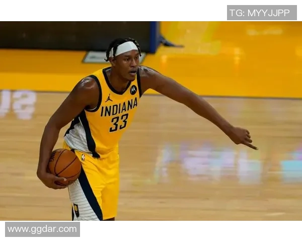 迈尔斯特纳:NBA赛场上的防守巨塔与进攻利器的双重身份解析 迈尔斯特纳:NBA赛场上的防守巨塔与进攻利器的双重身份解析
