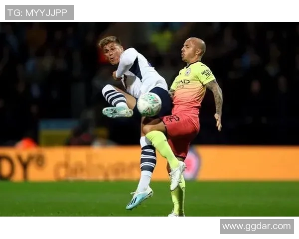 利兹联队与普雷斯顿的激烈对决展现英冠联赛的精彩魅力与竞争态势